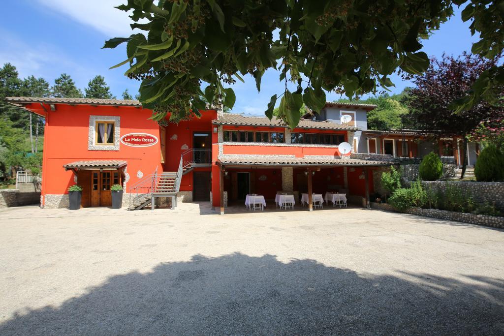 Villa La Mela Rossa à Terni Extérieur photo